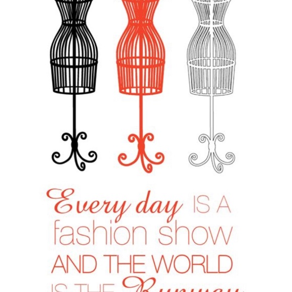 Meet your Posher, Jeanine - Picture 3 of 10